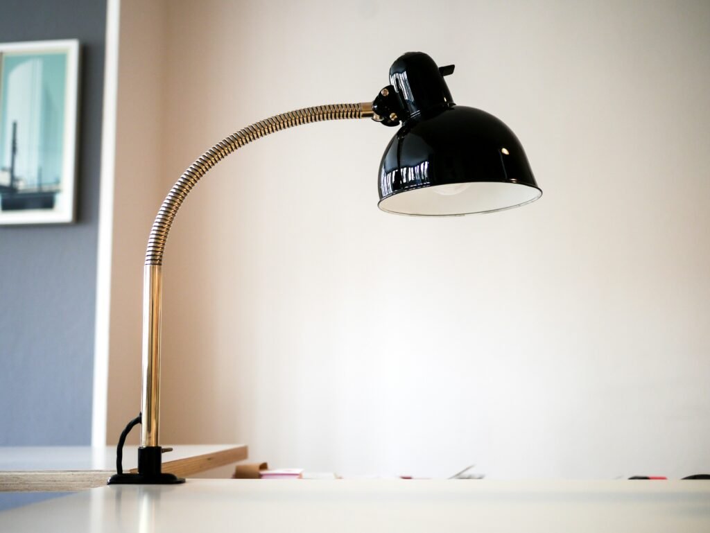 Lepro Clip-On Desk Lamp Review (2026): The Best SAR 51 You’ll Spend on Your Desk?